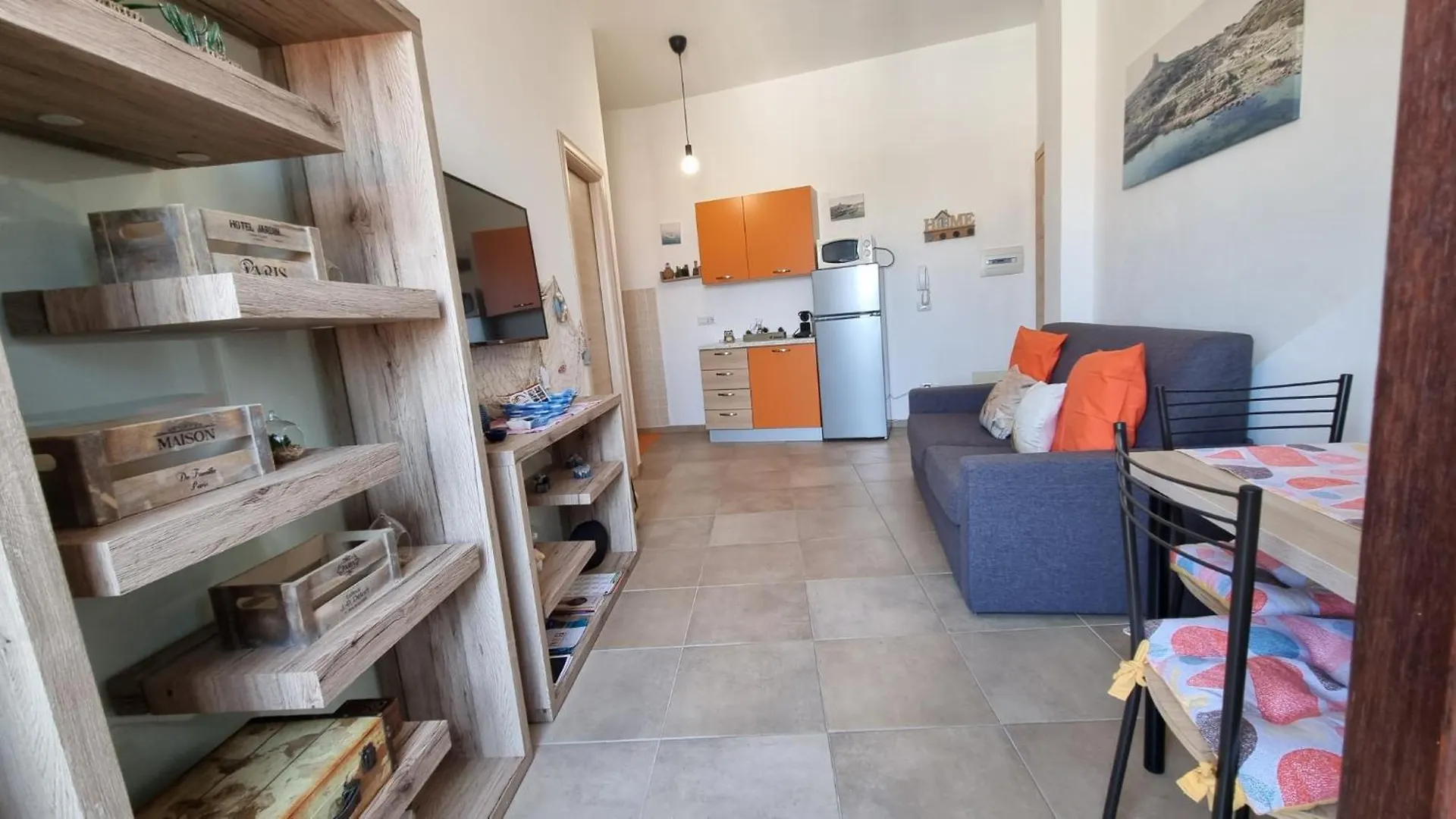 Apartman Appartamento Tharros Càbras